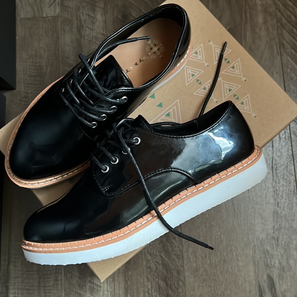 Free People Size 7 Vegan Pearson Loafers